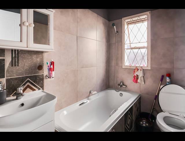 3 BEDROOM HOUSE FOR SALE IN BUFFALO FLATS